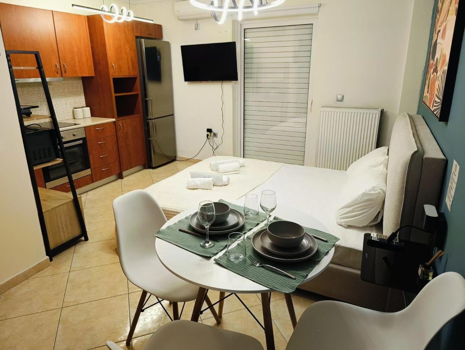 Aiolos Glyfada Super Lux Mini Apartment Athena Bagian luar foto
